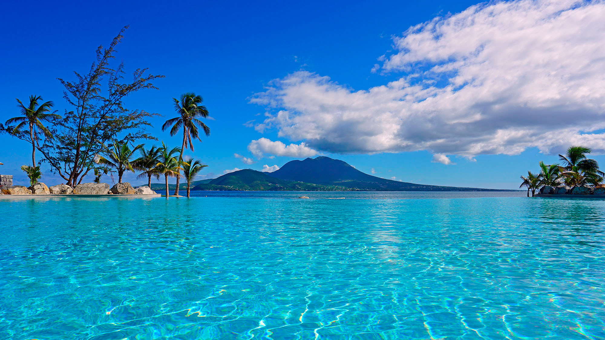 St. Kitts & Portugal